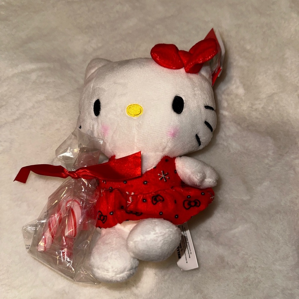 Christmas hello kitty 🌲🤩♥️♥️♥️♥️